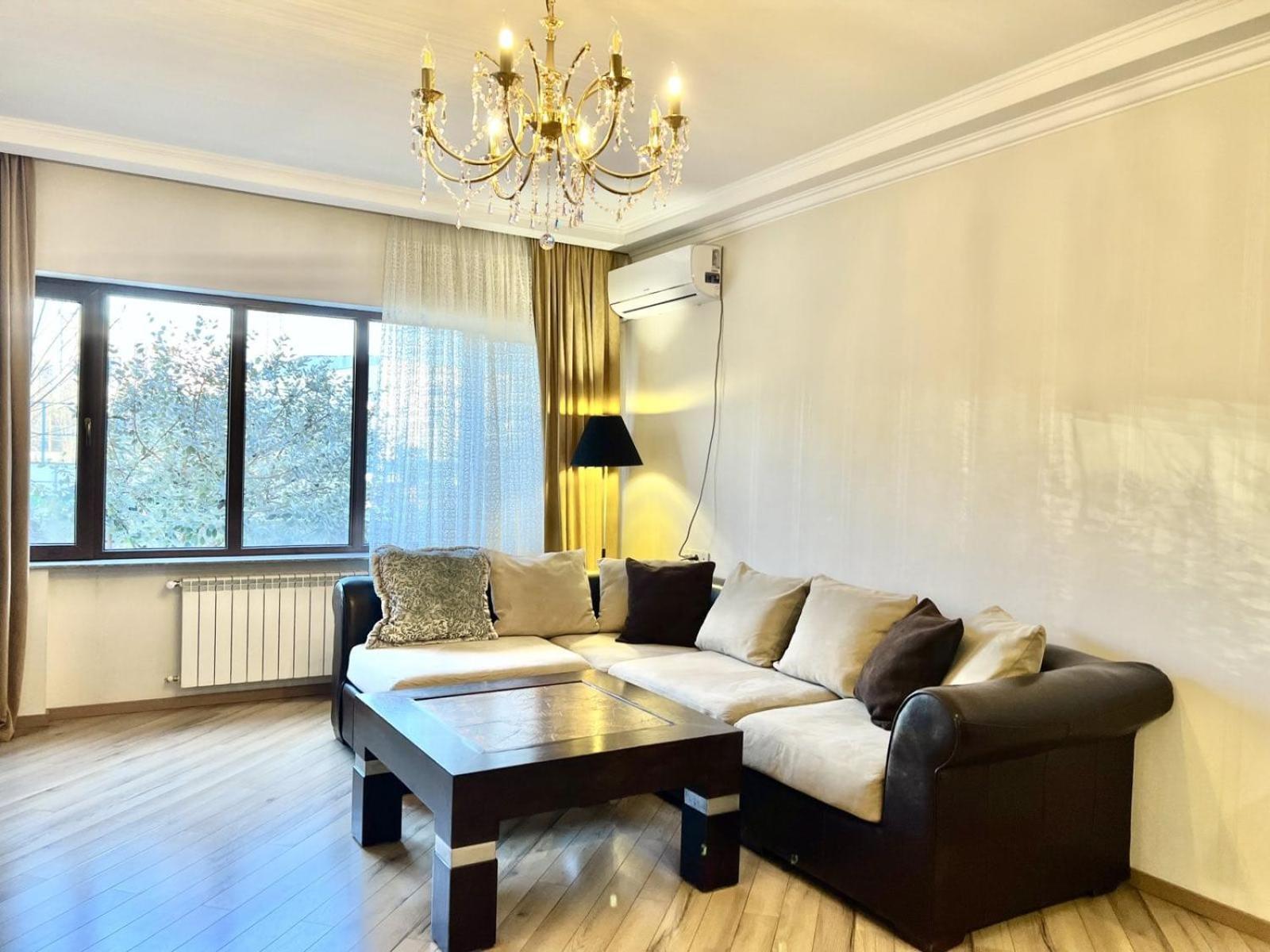 Villa In Tiflis Exterior foto